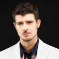Robin Thicke、Chicago - Does Anybody Really Know What Time It Is?+Blurred Lines