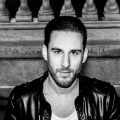 Gianni Kosta、K.Flay、Louis The Child - It's Strange