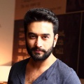 Shekhar Ravjiani、Sunidhi Chauhan、Caralisa Monteiro《Dhoop Ke Makan》