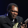 Robert Cray《Blues Get Off My Shoulder》