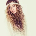 Lauryn Taylor Bach《S.O.S.》
