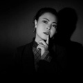 蓝色水吟 - 别轻易吻谁的嘴 浪费的口红很贵