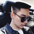 王子名《拼》