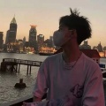 周先森 - 回忆回去还是未来