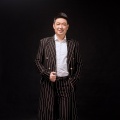 何怀周《阿爸阿妈》