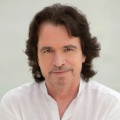 Yanni - Chair Shower