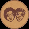 Silk Sonic - Put On A Smile