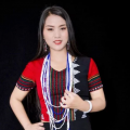 李妮妮《红唇》