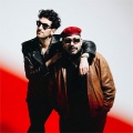 Chromeo、Toro y Moi - Come Alive
