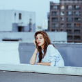 解伟苓《浸春芜》