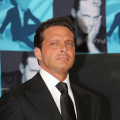 Luis Miguel - Tu No Tienes Corazón