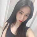 裴佳倪《公转自转》