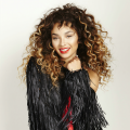 Ella Eyre - Love Me Like You