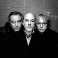R.E.M.《Losing My Religion》