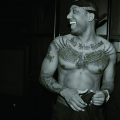 Maino、Yobi - Painful War