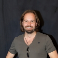 Alfie Boe《Empty Chairs at Empty Tables》