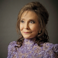 Loretta Lynn、Conway Twitty《Louisiana Woman, Mississippi Man》