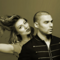 Karmin《Try Me On》