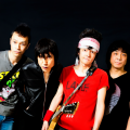 ザ・クロマニヨンズ、THE BLUE HEARTS《突撃ロック》
