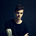 Paris Blohm、Steerner《Fight Forever》