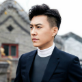 靳东、汪涵《共同渡过》