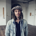 JP Cooper、George The Poet《A Little While Longer》