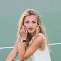 Louisa Wendorff、Who Is Fancy《Photograph/Clean》