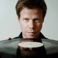 Ferry Corsten《Velvet Dreams》