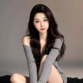 广式小橙子《把孤独当作晚餐》