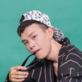群弟《不配说爱我》
