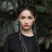 许馨文资料,许馨文最新歌曲,许馨文音乐专辑,许馨文好听的歌