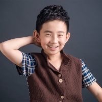 张一鸣资料,张一鸣最新歌曲,张一鸣音乐专辑,张一鸣好听的歌