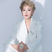 王娜资料,王娜最新歌曲,王娜音乐专辑,王娜好听的歌