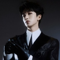 黄子弘凡资料,黄子弘凡最新歌曲,黄子弘凡音乐专辑,黄子弘凡好听的歌