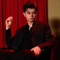 Elliot James Reay资料,Elliot James Reay最新歌曲,Elliot James Reay音乐专辑,Elliot James Reay好听的歌