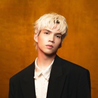 派伟俊资料,派伟俊最新歌曲,派伟俊音乐专辑,派伟俊好听的歌