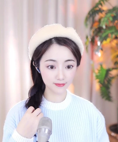 歌手曾小美个人资料图片