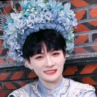 周小小深