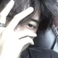 cy凝瞳le