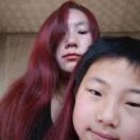 王英英381