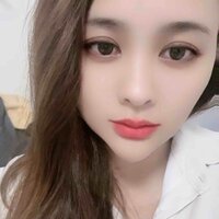 We李诗诗